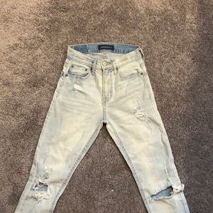 Light/acid wash jeggings